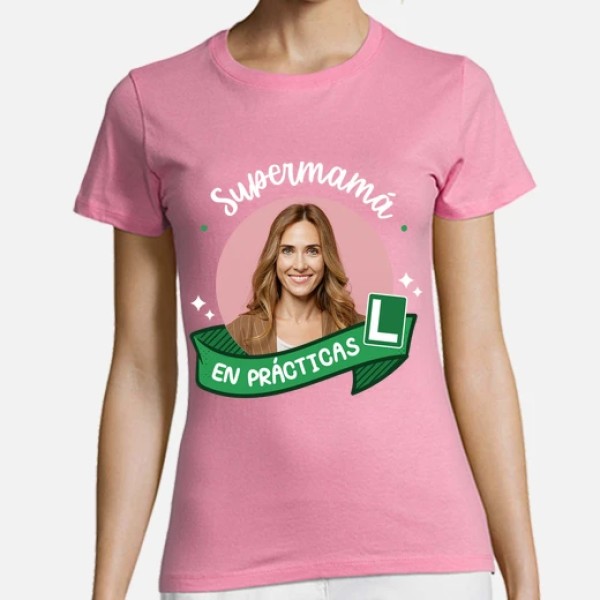 camiseta supermamu00e1 en pru00e1cticas foto personalizable