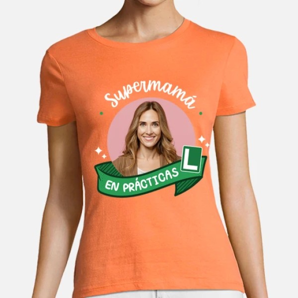 camiseta supermamu00e1 en pru00e1cticas foto personalizable