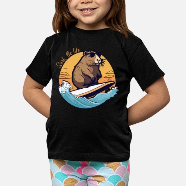 Capibara Surfeando