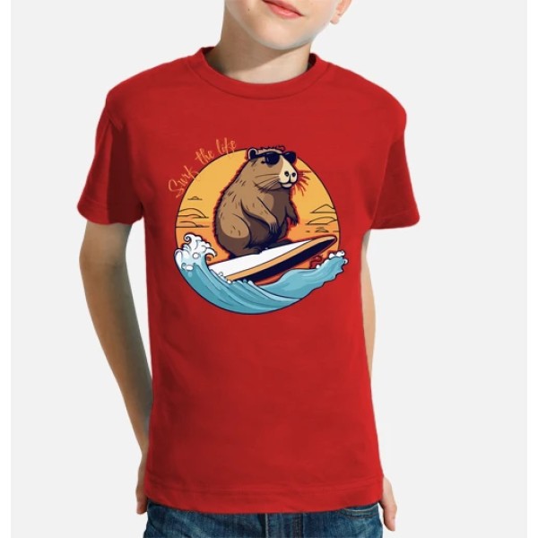 Capibara Surfeando