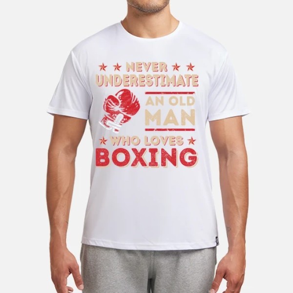 nunca subestimes a un anciano que ama el boxeo.