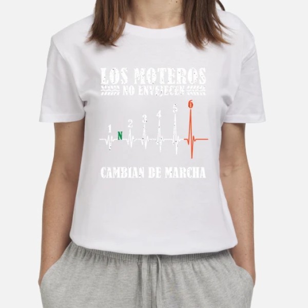 Los moteros no envejecen cambian de mar